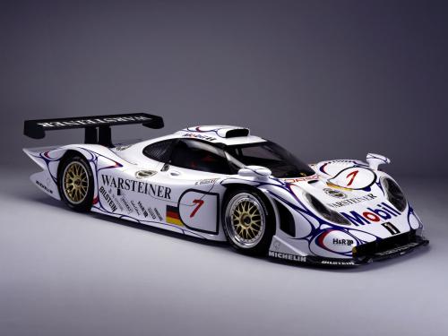 2020年Jan Peisert的保时捷911 GT1渲染让我们的心在激动