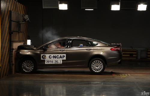 2018年BMW X3和Jaguar E-Pace获得五星级NCAP安全奖