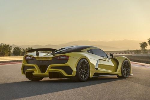 调谐器和制造商Hennessey Performance正在计划一项名为Venom F5的大型产品