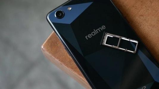 Realme 3 Pro是该公司的一款出色的智能手机