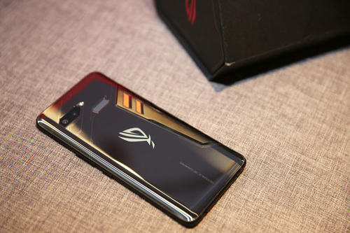 华硕ROG Phone将于3个月内在印度推出将与Nubia Red Magic竞争