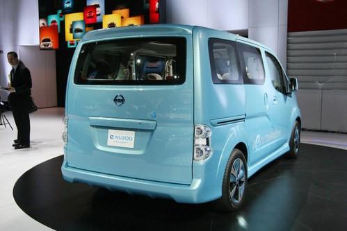 e-NV200是使用LEAF的动力总成在某些海外市场出售的小型电动货车