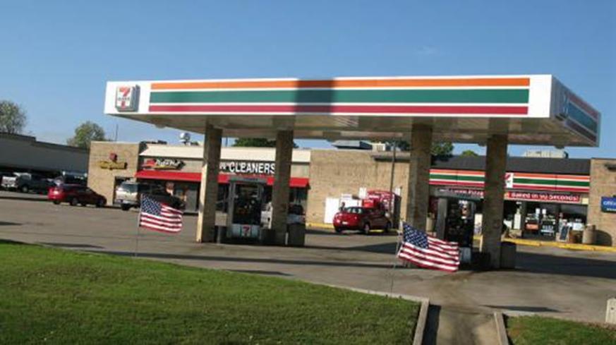 美国加油站升级信用卡读卡器的方式落后