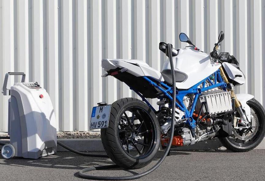 宝马正在展示另一款电动摩托车的原型