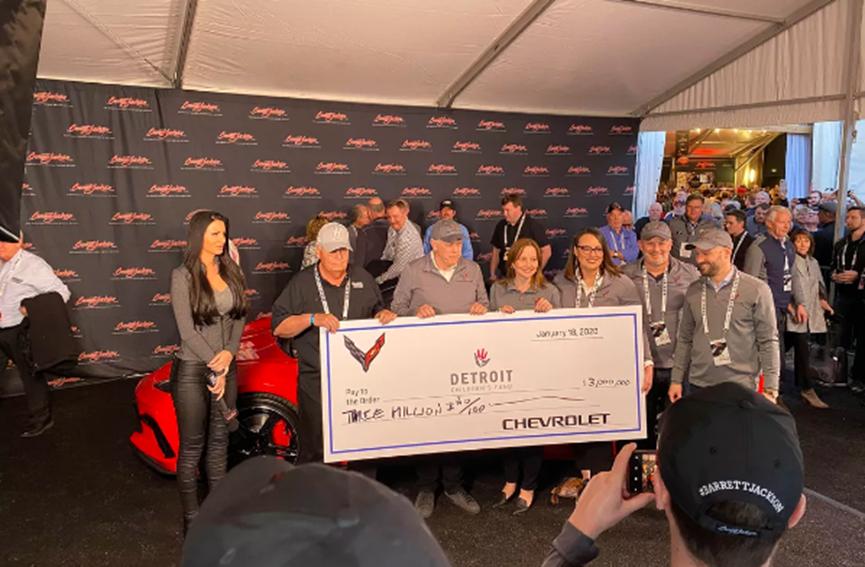 首款2020年的雪佛兰C8 Corvette以300万美元的价格售出