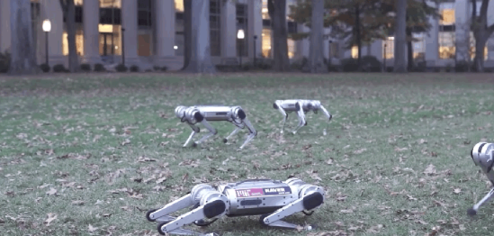 麻省理工学院的Mini  Cheetah机器人像人类一样活动