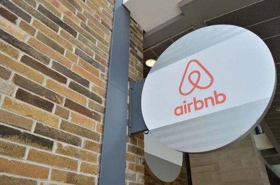 Airbnb的人工智能技术可以确定您是否是不可信任的精神病患者
