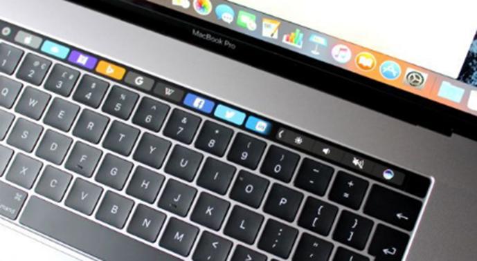 苹果可能计划生产由两个显示屏组成的MacBook