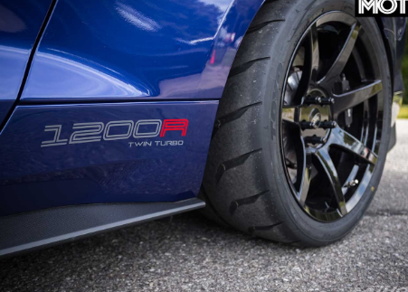 谢尔比GT350新的车轴碳纤维双片离合器和碳纤维传动轴的过渡动力