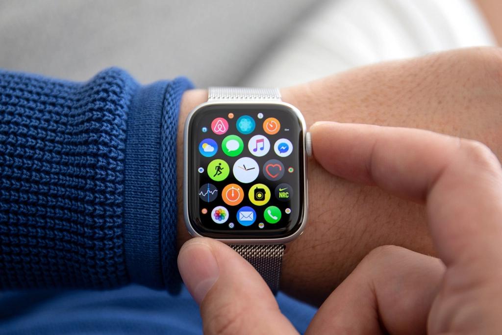 未来的Apple Watch型号可能具有Touch ID并测量血氧水平