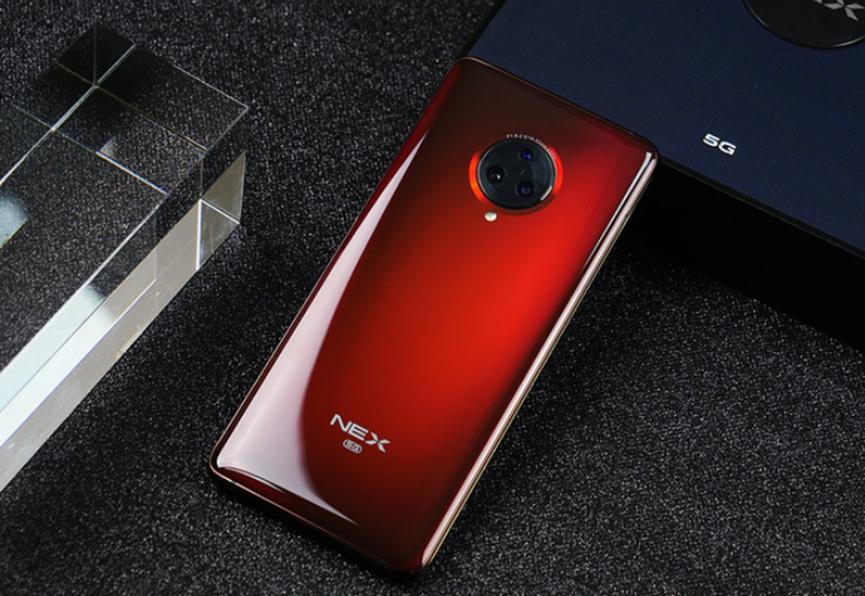 仅三颗主摄镜头却具备强悍拍照能力 vivo  NEX  3S测评