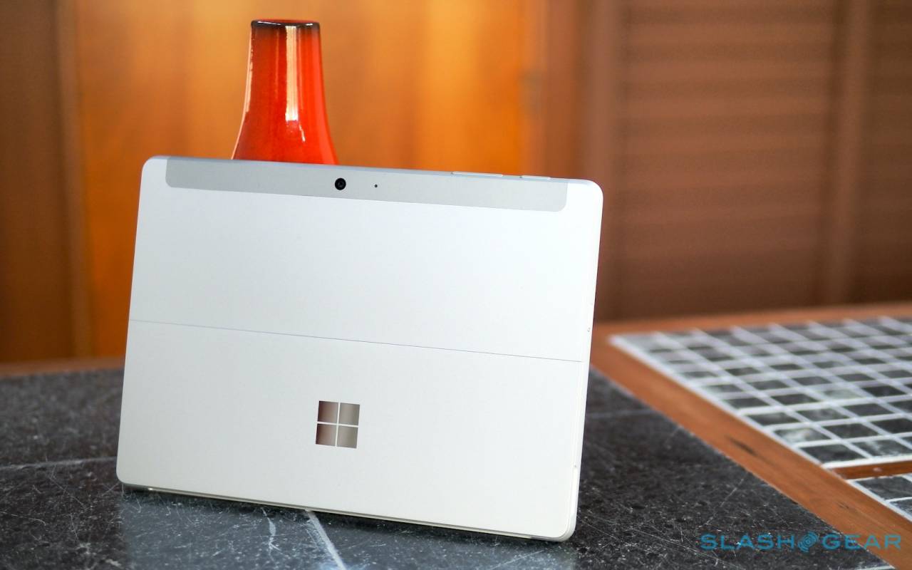 Surface Go 2为经济实惠的Windows平板电脑增加了更大的屏幕