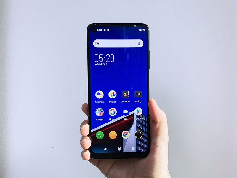 Elephone  E10 Pro  Purple颜色变体在正式发布的前一天出现；销售开始享受40的折扣