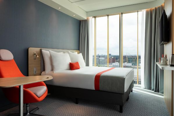IHG在阿姆斯特丹（NL）开设欧洲最大的智选假日酒店