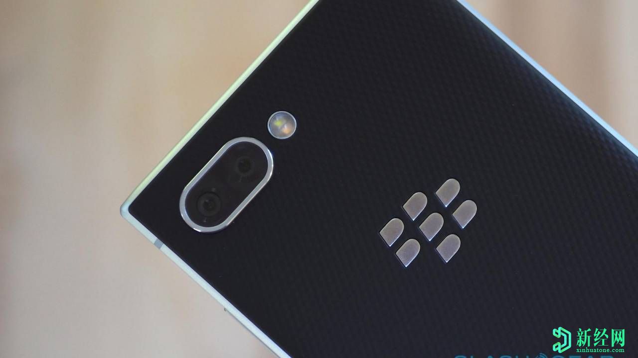 黑莓又回来了：新的5G  Android键盘手机问世