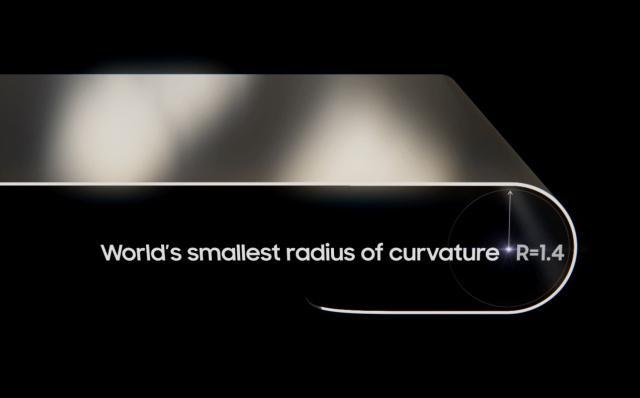 三星表示Galaxy Z Fold 2显示屏具有全球最小的曲率