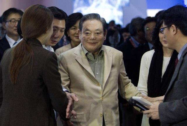 三星极具影响力的董事长李健熙去世享年78岁