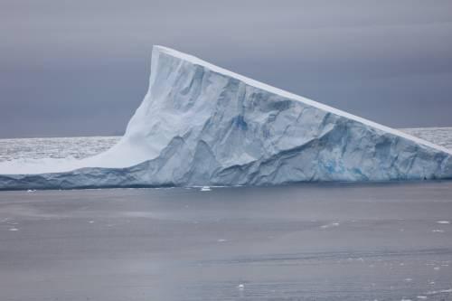 近25％的西南极冰层在崩溃的危险中