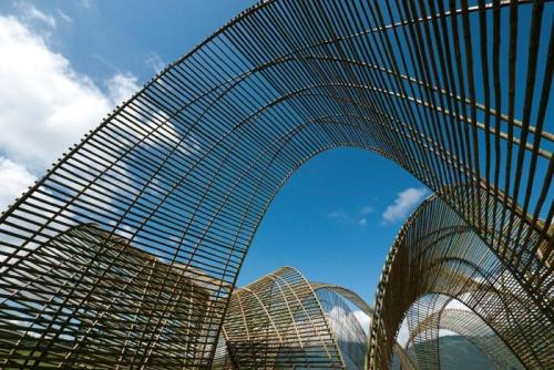 Estudio CarmePinós展示了MPavilion的木结构设计