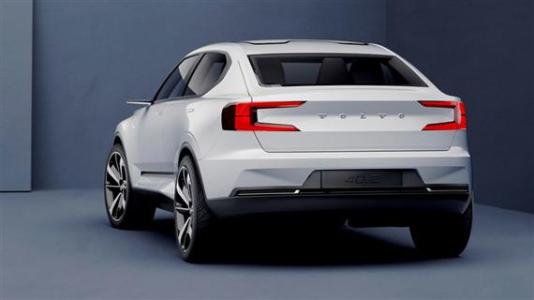 新的Concept 40概念车预览了一款全新的小型SUV和一款轿车的S40