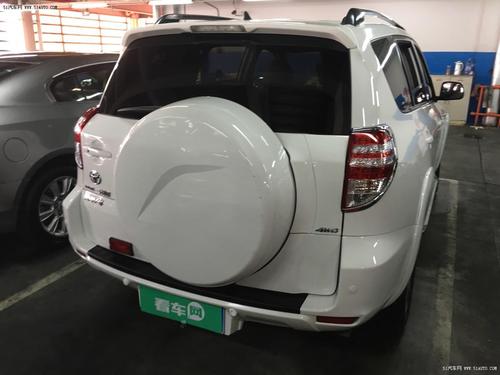 RAV4代表具有四轮驱动功能的休闲运动型车辆现已进入第四代