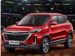 评测梅赛德斯AMG E43 4MATIC特别版怎么样及广汽丰田第八代凯美瑞2.5S锋尚版多少钱