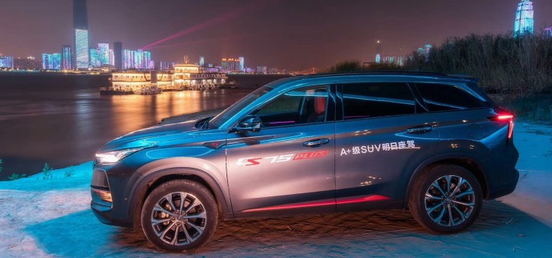 评测广汽菲克Jeep指挥官PHEV怎么样及长安CS75 PLUS多少钱