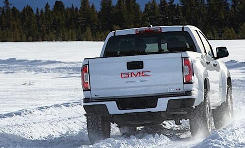 2021 GMC Canyon AT4在山上推出是因为越野