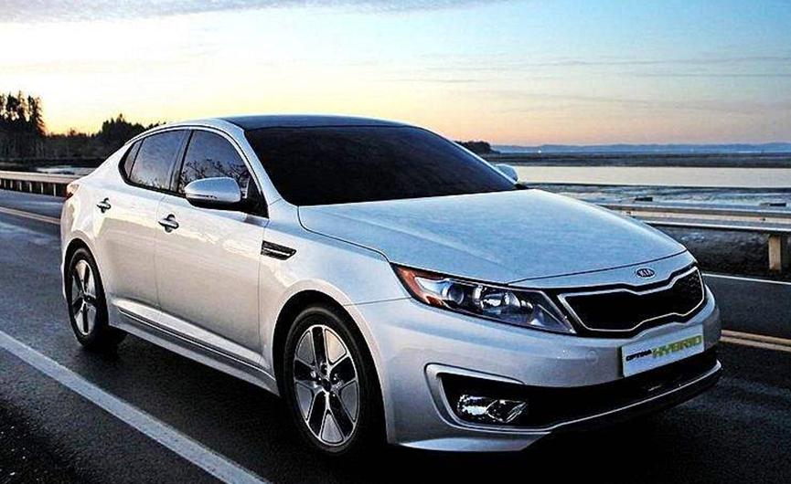 起亚Optima Wagon Render幻想拥有欧洲的D级长车顶