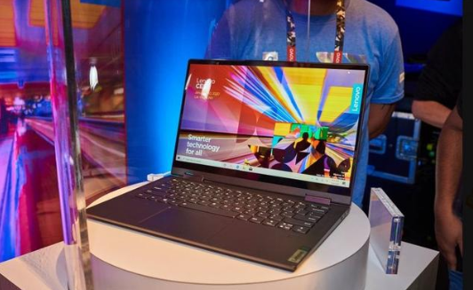 联想的Yoga 5G是世界上第一台能够连接到5G网络的PC