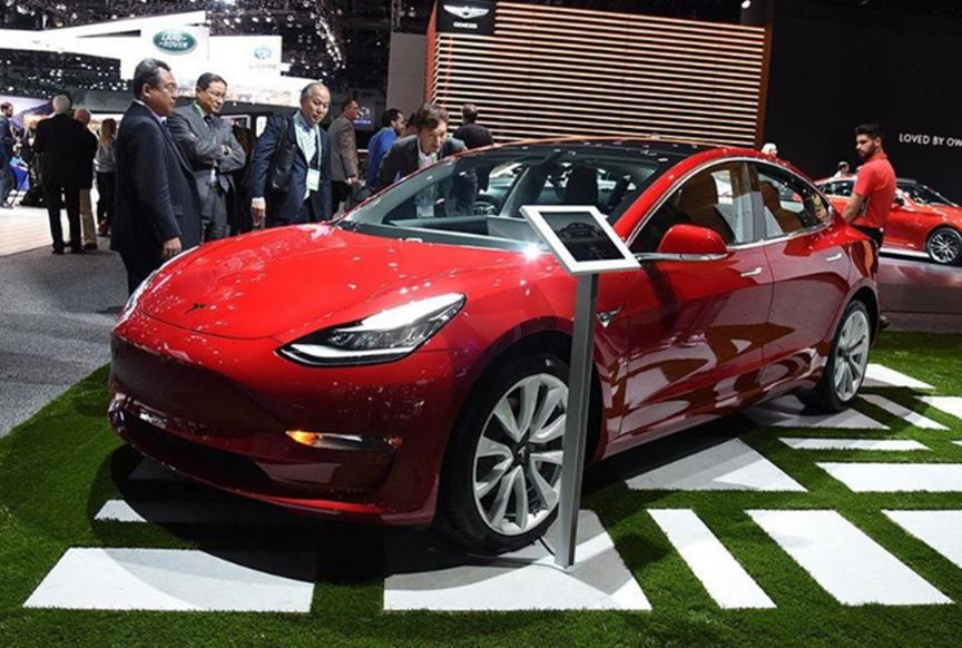特斯拉在两年内至少对Model 3进行了124次更新