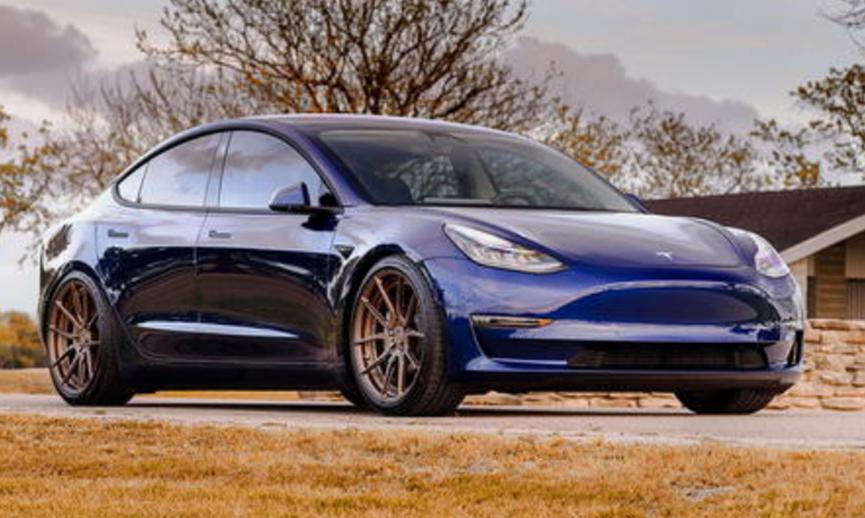 特斯拉在两年内至少对Model 3进行了124次更新