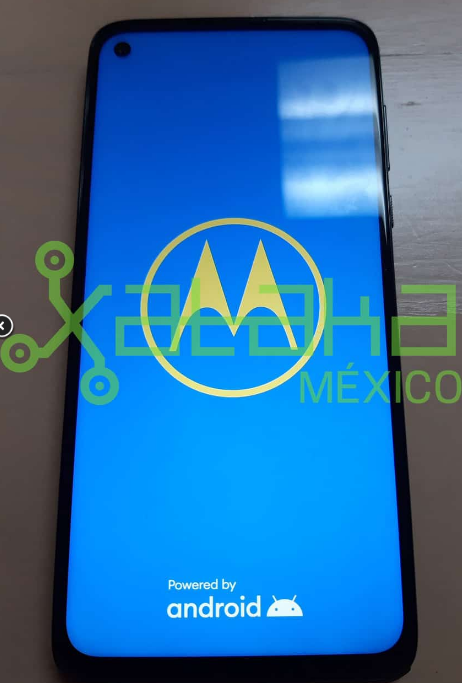 摩托罗拉Moto G手写笔出现在更多真实的图像中