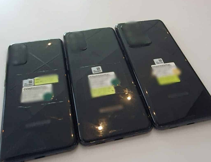 泄漏的图像表明Galaxy S20之间的尺寸差异