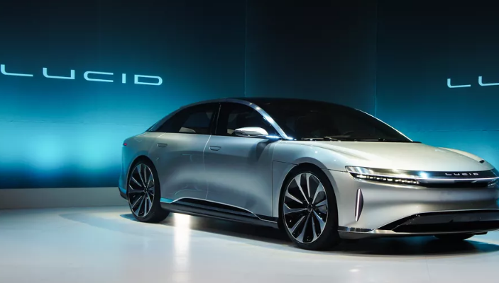 Lucid Air可以在高速公路上达到400英里的射程