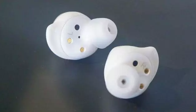 三星Galaxy Buds Plus评测：AirPods竞争对手提升了性能