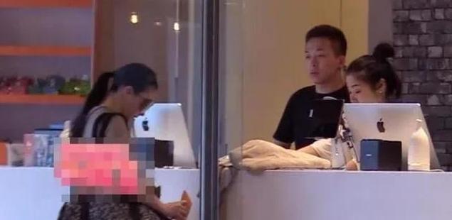 刘亦菲晒马甲线,紧身衣秀腹肌,微胖的神仙姐姐瘦回来啦！