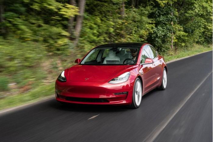 特斯拉自主研发的Model 3长寿命版本证实了三重电池计划