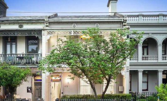 Eliza山房屋飙升100万美元超出储备金
