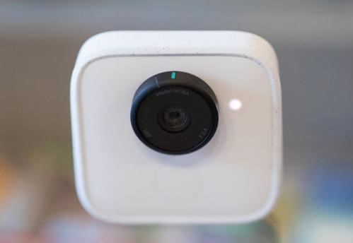 谷歌的AI Clips相机终于上市了