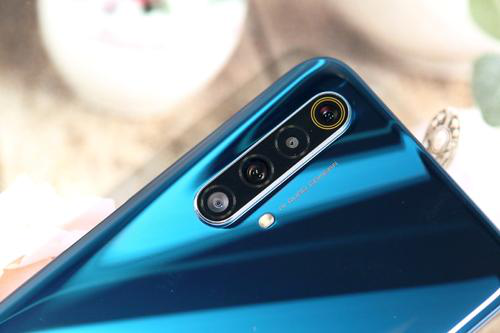 Realme 6今天在印度的下午12点首次销售