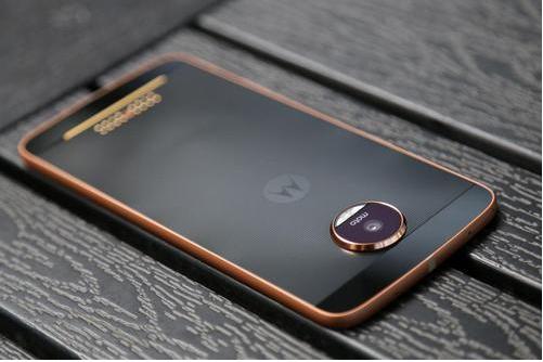 摩托罗拉Moto E6s首次亮相配备6.1英寸显示屏13MP双摄像头和3000mAh电池