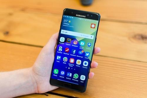 三星将因电池爆炸而召回Galaxy Note 7