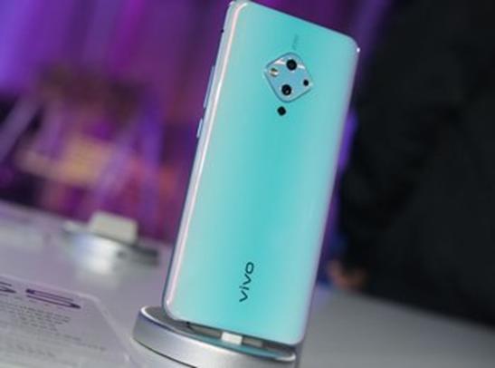 Vivo的官方宣传视频展示了Vivo S6 5G的所有荣耀