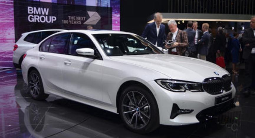 新型BMW 330e插电式混合动力车将EV范围提高至23英里但降低了MPG