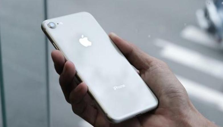 新款iPhone SE是2020年苹果最大的挑战