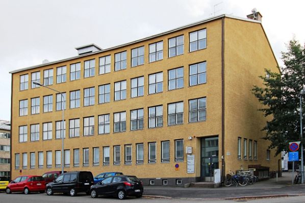 克伦威尔出售赫尔辛基混合用途投资组合（FI）