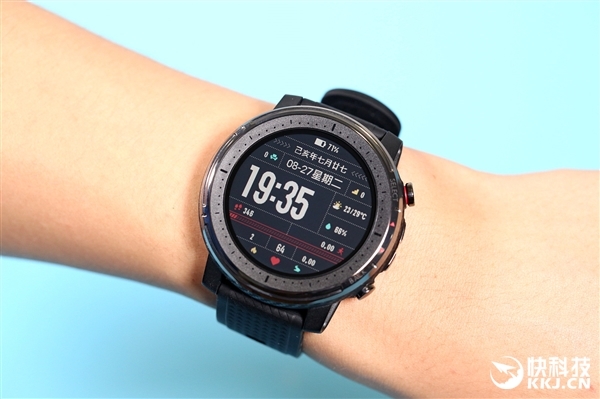 据报道，Huami将于本月在印度推出Amazfit Stratos 3