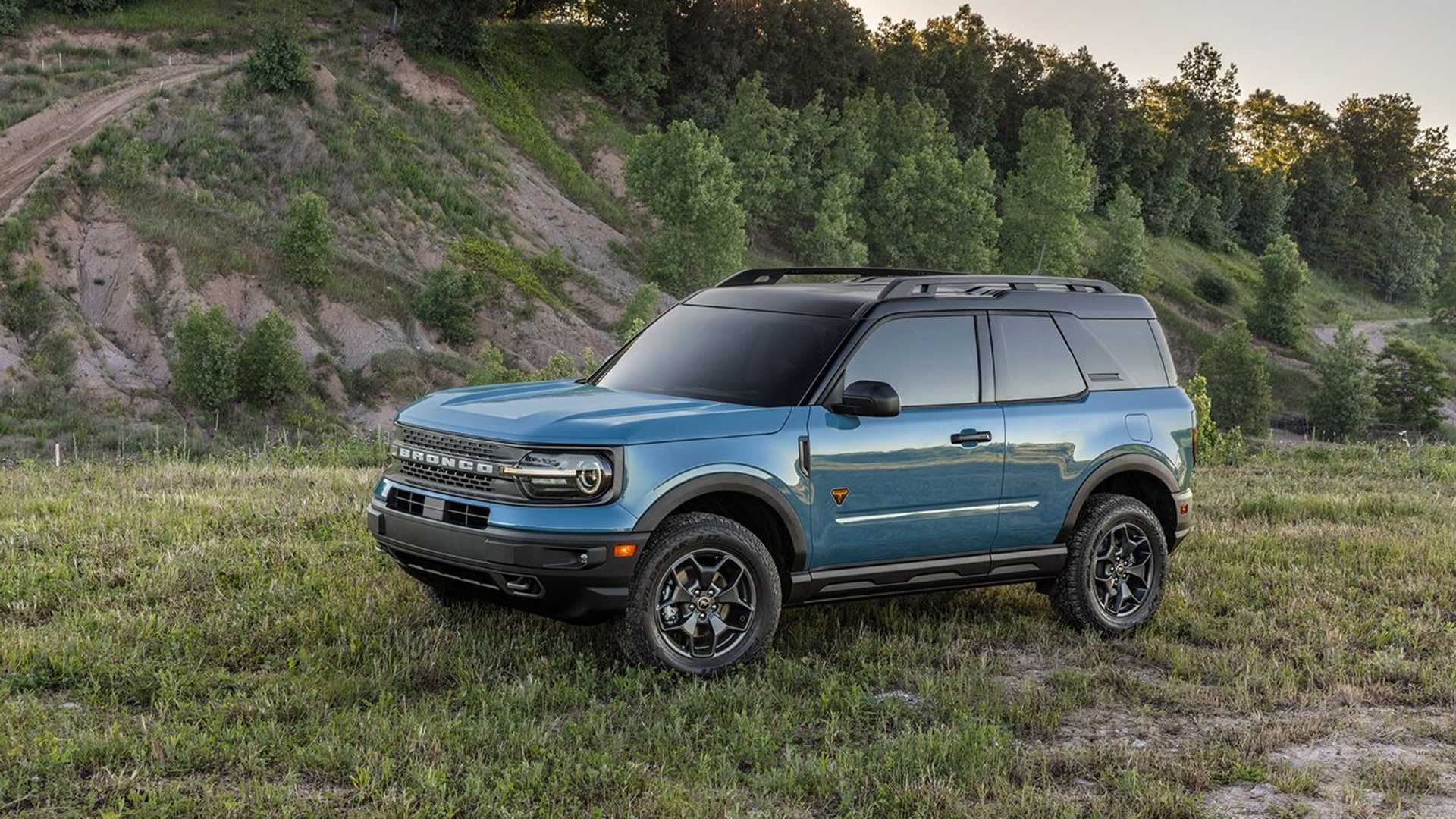 福特Bronco Sport 2门渲染，包括猛禽