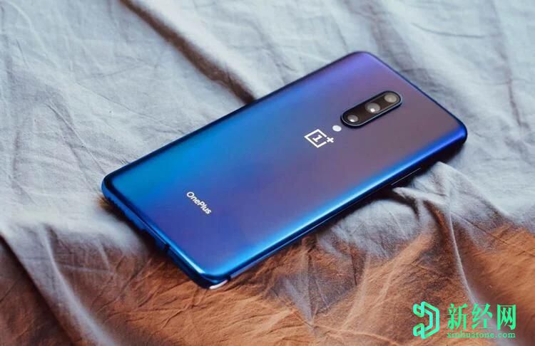 OnePlus 7/7 Pro的OxygenOS 10.0.7 / 10.3.4带来了新的时钟样式，色彩效果等